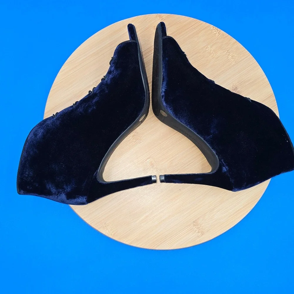 Enzo Angiolini Franses Navy Blue Velvet‎ Peep Toe Loop Stud Booties Heels 8.5